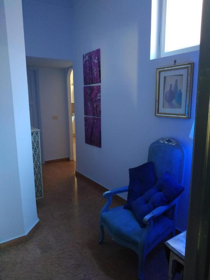 Around The Corner Colosseo B&B Rom Exteriör bild